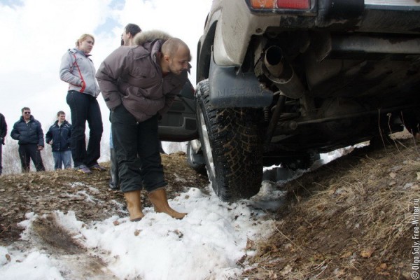 паджеро 4х4 на водопаде