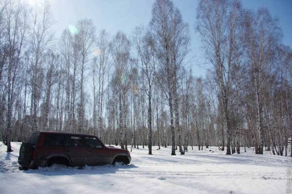 паджеро 4х4 на водопаде