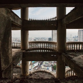 Бангкок Sathorn Unique, самый высокий заброшенный небоскреб-призрак в мире Бангкок Sathorn Unique, самый высокий заброшенный небоскреб-призрак в мире