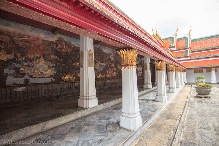 Царская форум. Королевский дворец (Пхрабароммахарадчаванг). Резиденция короля Таиланда. Королевский дворец Клай Кангвон. Королевский дворец (Тонга).