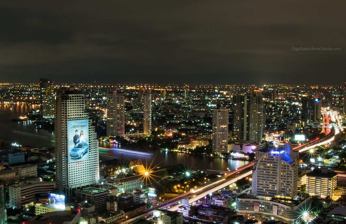 Самара бангкок. Небоскребы Бангкока. Sathorn unique Tower Bangkok. Небоскреб призрак Бангкок. Ночной Бангкок.