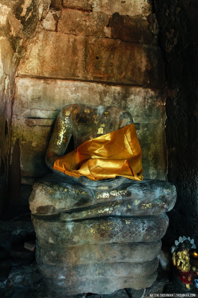 Храм обезьян в Лопбури, Тайланд (3)
